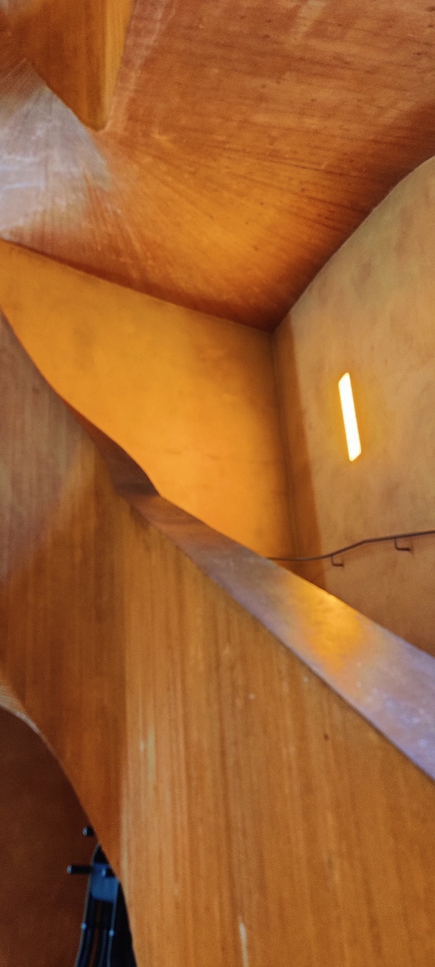 המדרגות במוזיאון קופרזמוהלה בדיסבורג